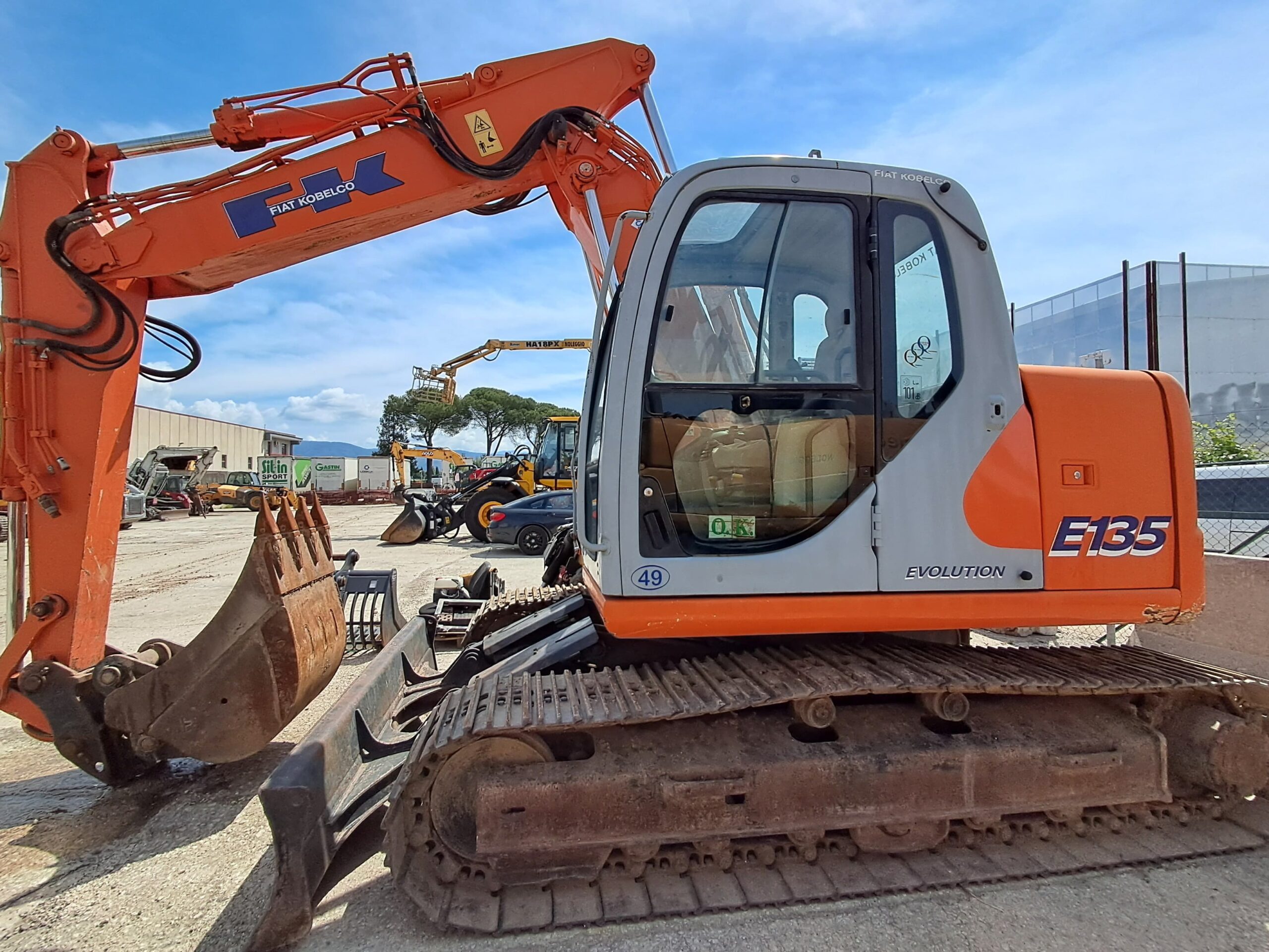 ESCAVATORE E135 FIAT KOBELCO