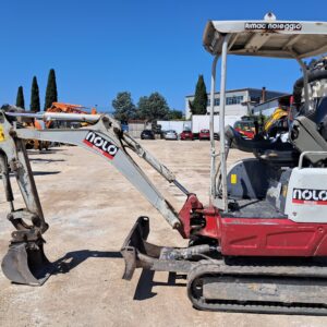 MINIESCAVATORE TB215 TAKEUCHI