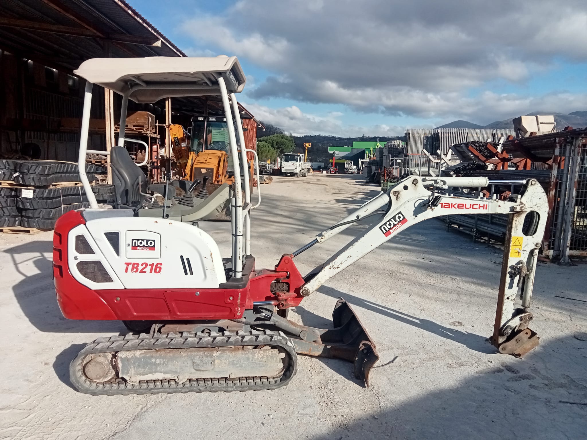 Miniescavatore Takeuchi TB216 usato
